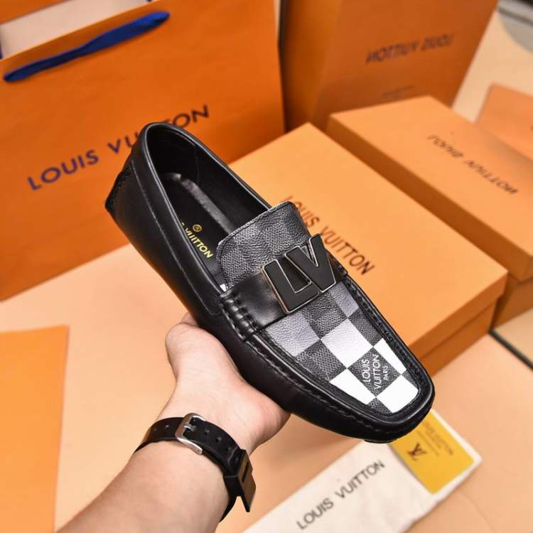 Picture of Louis Vuitton Shoes _SKULVsz38-46mnf012111900